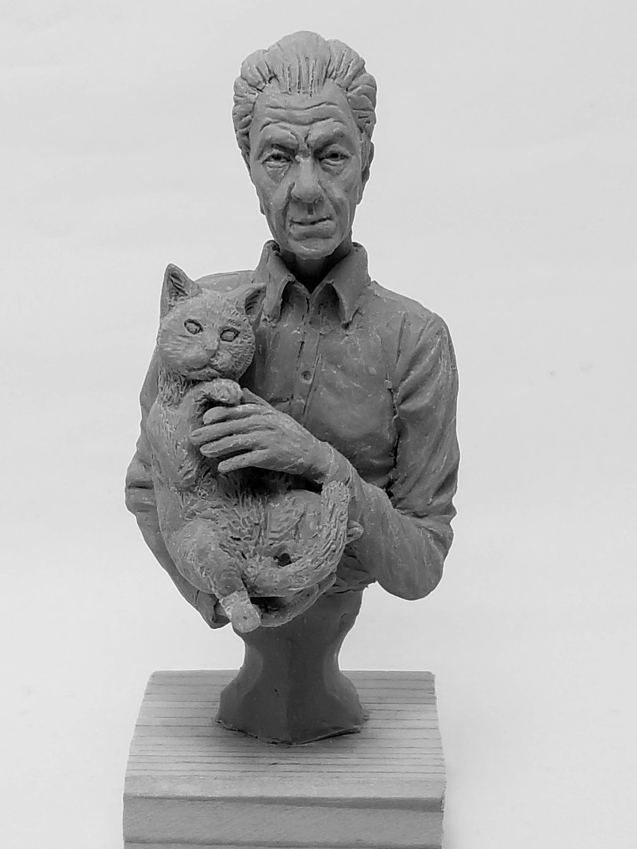 おじさんと猫
#clay #sculpt #造形 #スカルピー #粘土 #フィギュア
