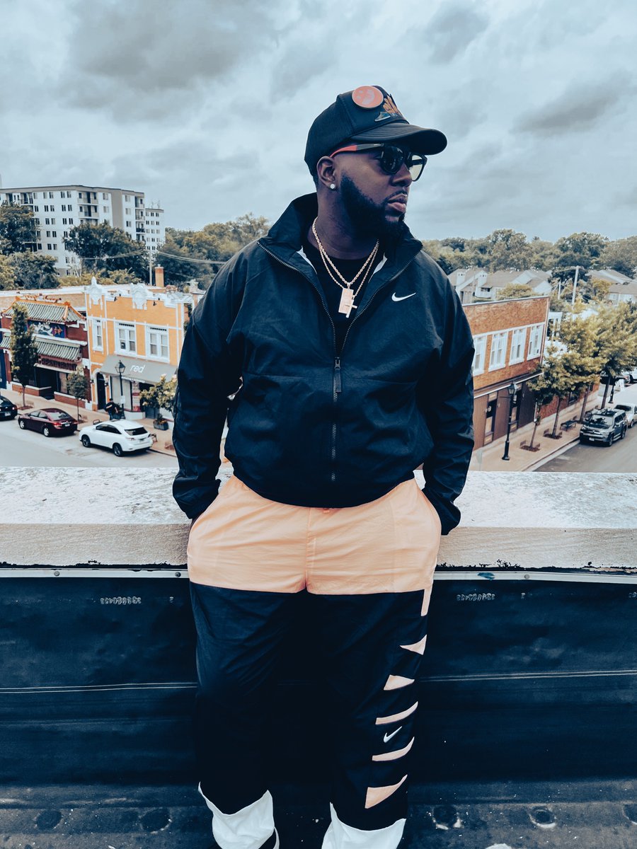 Sauce_Bryant's tweet photo. Chicago was interesting 
#Nationalfilmmaker
#workinprogress #Movies #Chicago 
#Chicagofoods #NationsLeague https://t.co/H1Bw0zfNtD