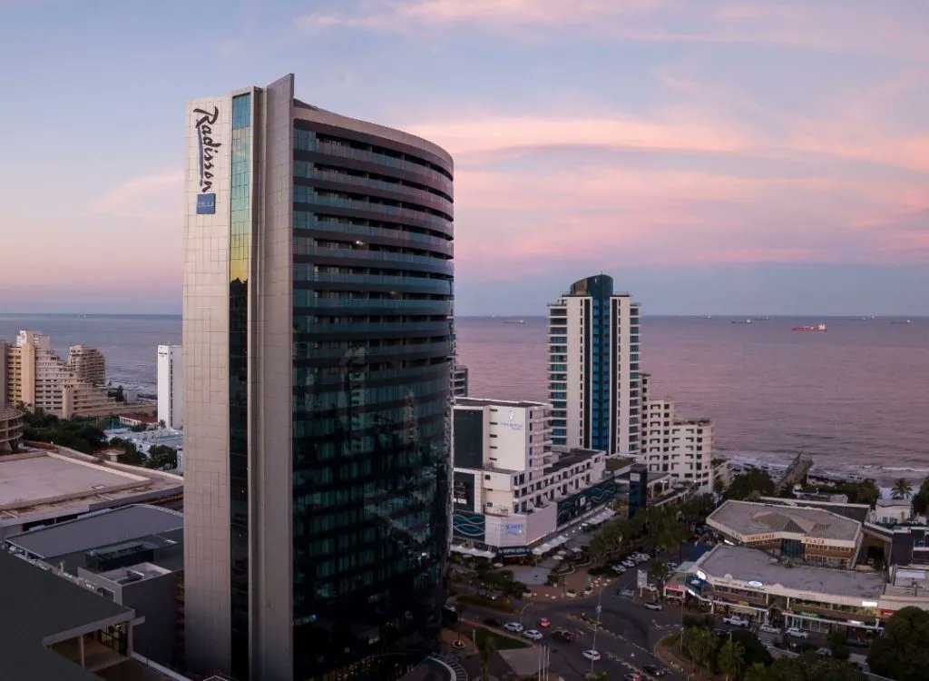 The new <a href="/RadissonBlu/">Radisson Blu</a> is located on the eastern coast of South Africa’s vibrant city of Durban, in its most affluent residential and entertainment hub, Umhlanga. This is Radisson's 14th hotel in South Africa.
<a href="/Radisson/">Radisson</a> #Radisson #RadissonBlu #Durban
buff.ly/3zJjwsW
