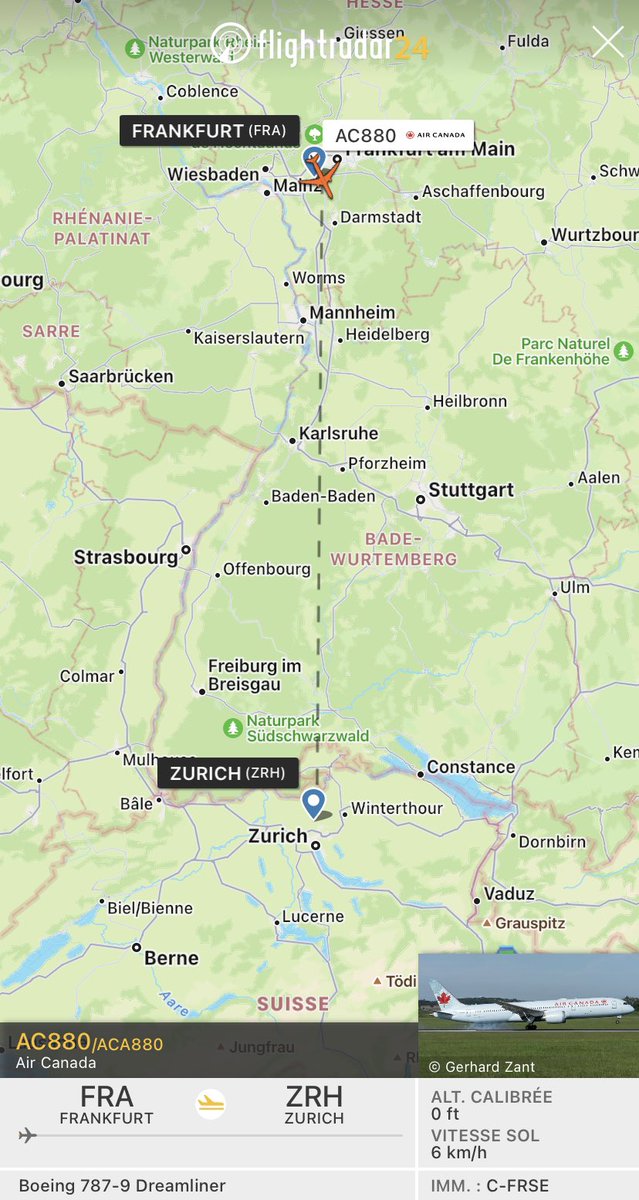 AeroGazette's tweet image. ❗️Retour à la normale et reprise du trafic dans le ciel suisse🇨🇭

🔸Panne informatique du service de la navigation aérienne #Skyguide vers 6h30 AM, désormais résolue
🔸Les vols long-courriers déviés sur des aéroports frontaliers (Lyon, Milan, Bâle, …) redécollent

@skyguide