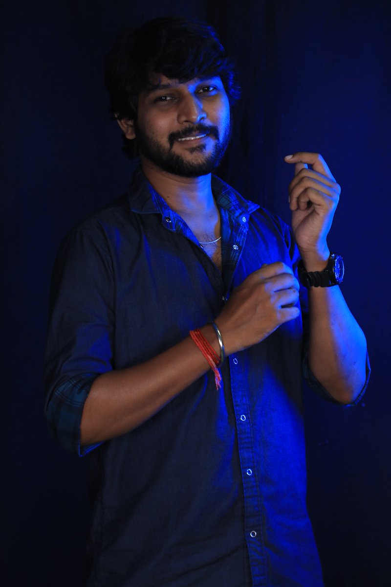SheriefBasha's tweet photo. Romance-ஏ இந்த Face-ல
வரலைனாலும்...😇😇😇
PC : #yokesh_sk_
#photography #photo #photoshoot #photooftheday #photographer #shoot #shootmode #black #blule #Basha https://t.co/CB2oHI2isI