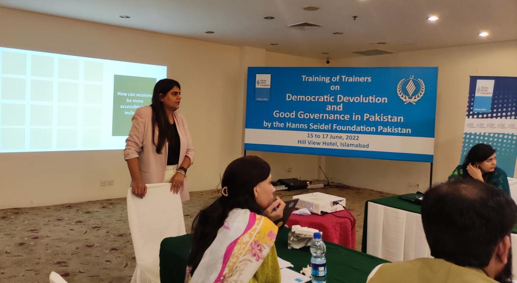 HSF_Pakistan's tweet photo. How to have mindful communication and improve facilitation skills while delivering a session?

An interactive session by Ms. Sonal Dhanani during Training of Trainers on #DemocraticDevolution and #GoodGovernance https://t.co/Rm5RPbCLri