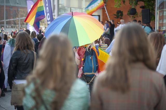 UNSA_officiel's tweet photo. RDV le 25 juin à Paris : #MarcheDesFiertes . #UNSA y sera ! Pour lutter contre les discriminations fondées sur l’orientation sexuelle ou l’identité de genre.
https://t.co/Pax0MaAMVH https://t.co/loD69lVU9Z