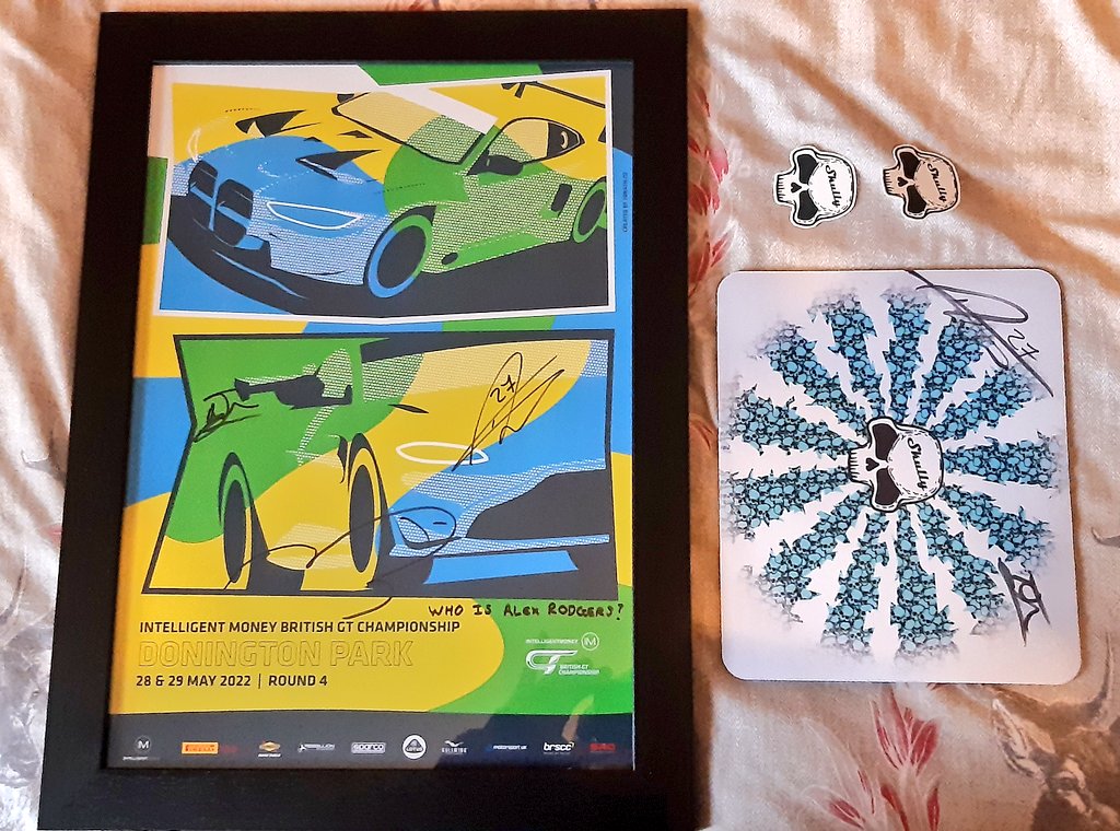 Imagine getting a signed poster &amp; mousemat from a real life <a href="/BritishGT/">🇬🇧 #BritishGT 🏁</a> GT4 Pro-Am champion with a penis drawn on it? 😂

Thanks very much <a href="/TophamRacing/">Matt Topham Racing</a>, this will take pride of place in my new house! 🙌

Good luck to you &amp; <a href="/DarrenTurner007/">Darren Turner</a> for the rest of the season!