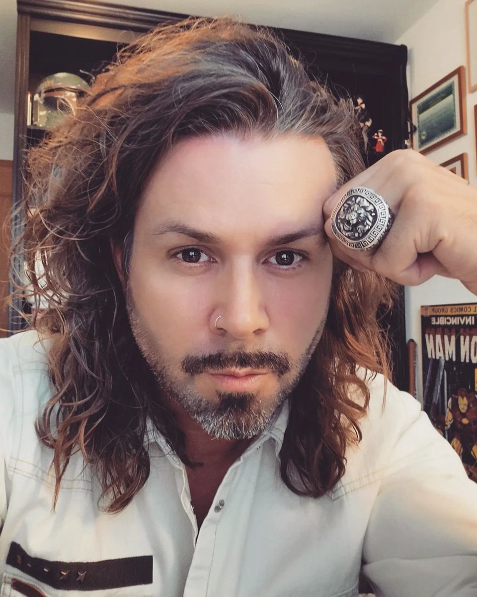 ajtjewellery's tweet photo. Royalty approved. π¦ Large Lion Signet Ring
@ajtjewellery β’οΈ π πΈ @DrGWorthington βοΈ https://t.co/DyKEdrUJcM βοΈ
#ajt #ajtjewellery #menswear
#mensjewelry #lionring #silver925 #fashion #lions #jewellerygallery #jeweler #lion #jewellerymaker #customjewelery #custom https://t.co/a9rTZX7Kgm