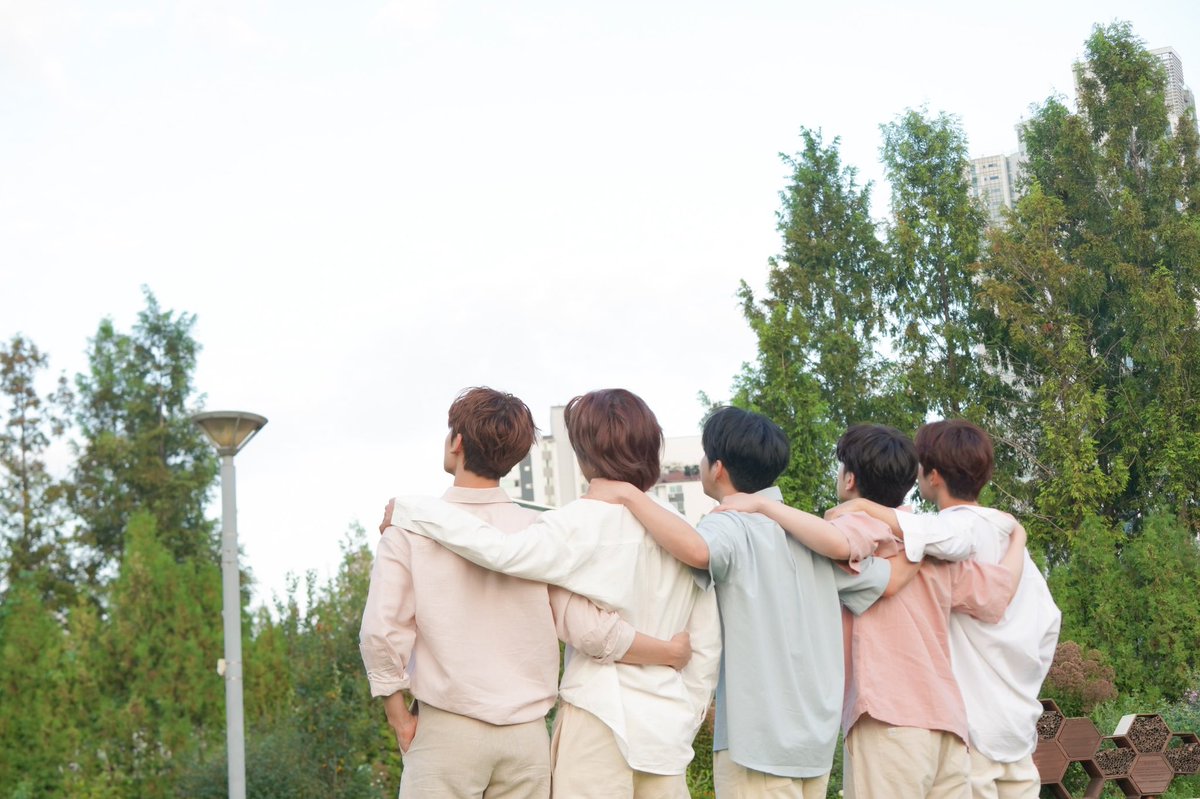 ace_everyday's tweet photo. 220615 [#ACE_POST] 📝

 Behind the scenes of 'Changer' jacket shooting #2

 📧 https://t.co/eOzmPGpAit

 #에이스 #체인저 #ACE #Changer @official_ACE7 https://t.co/Ho1cKCumas