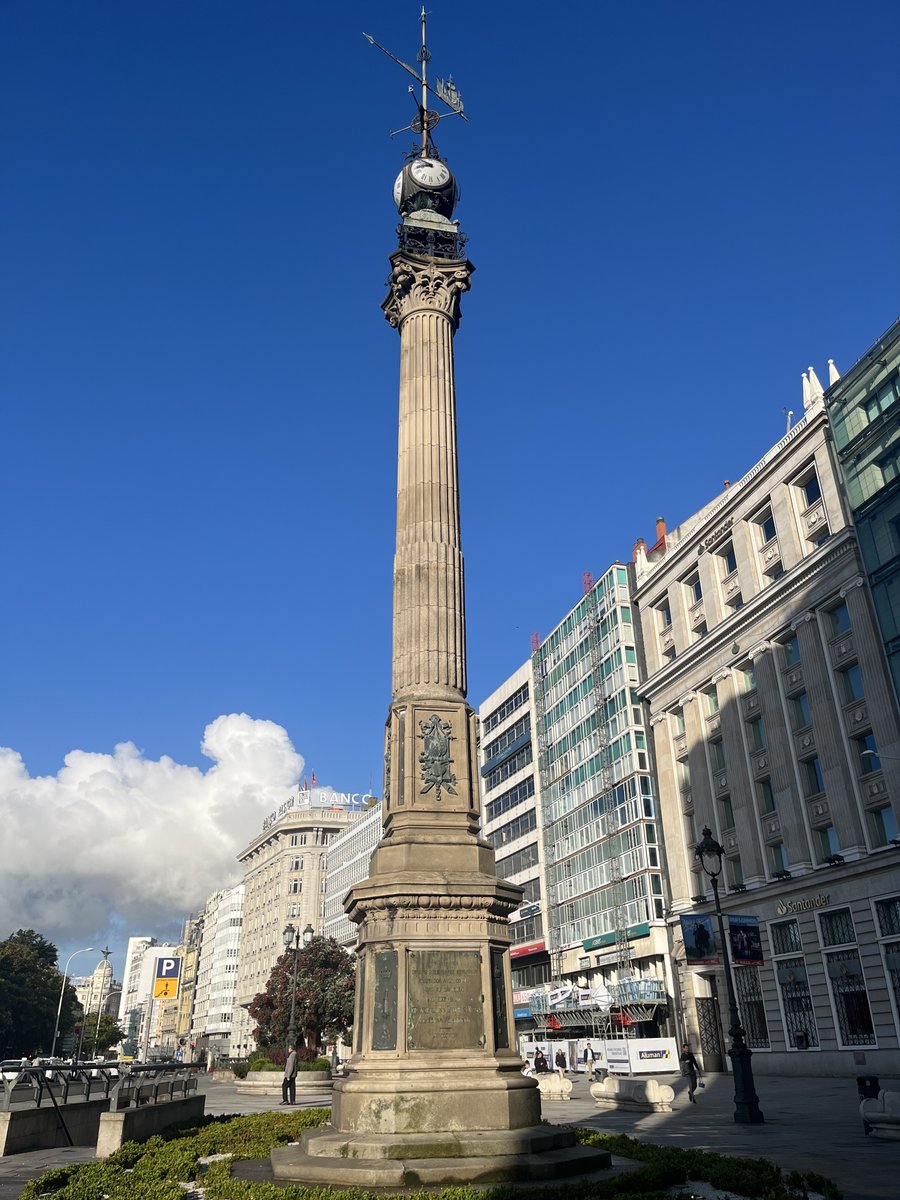 Corvxa's tweet photo. Imaxinabades tanta historia nun monumento que adoita pasar desapercibido?🤔

#corvxa🦉 #RVXA #redevirtual #obelisco #coruña #cantones #historia 

Imaxe antiga do Arquivo da Real Academia Galega https://t.co/3ETTR1o9WO