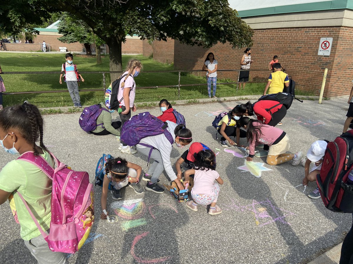 Mr. Pedlar tweet media