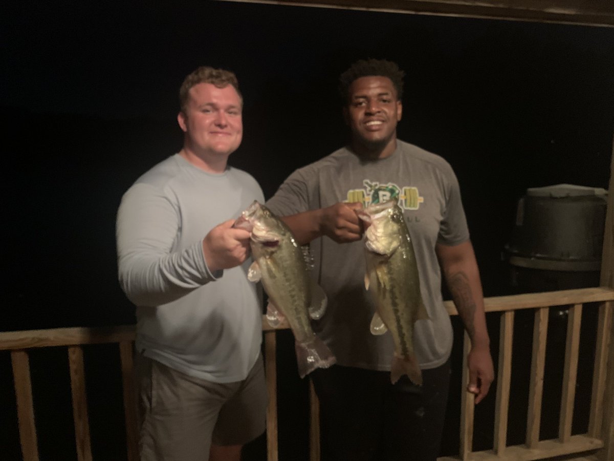 BlaineMcCorkle's tweet photo. @BelhavenFB captains 🎣 challenge ended last week. @benowens_ clearly the 🏆 (professionals to be DQ’d in the future) strong showing by @KendriounB78 &amp; @ConnorFordham12 as well. @CharleBallou52 has work to do &amp; @CoreyToliver ‘s skills are yet to be seen. #BUnited #TearTheRoofOff https://t.co/Y1rOsx1H0P