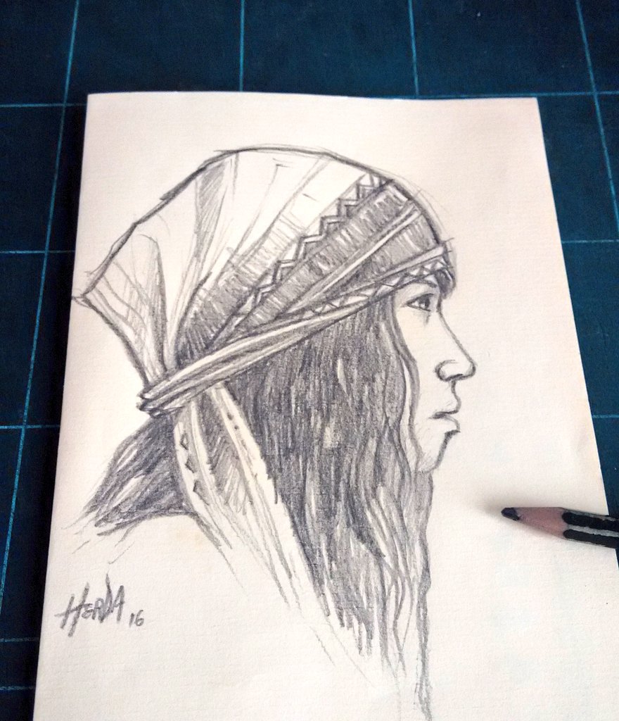 Herda_hcm's tweet photo. my old self-portrait. here one thing that is still looks the same is the hair
#drawing #selfportrait #Artist #art #herda https://t.co/zppnrmbqqR