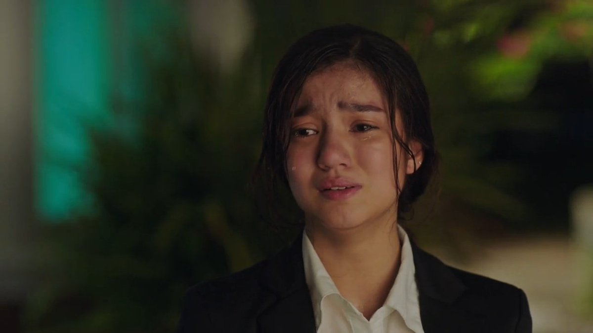 bellehiwaga's tweet photo. but this hurts like hell

HIH2 BREAK HEARTS

#BelleMariano
#HesIntoHerS2E9 https://t.co/hMD9TKWIoN