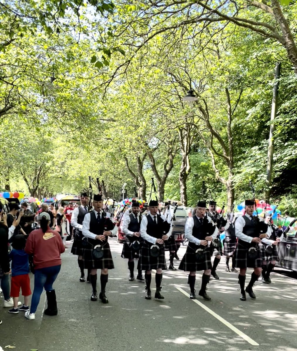 Came across this scene, today while I was waiting for the hotel check-in time after an overnight flight from Montreal to Glasgow <a href="/OHBM/">OHBM</a> #OHBM2022 #Glasgow