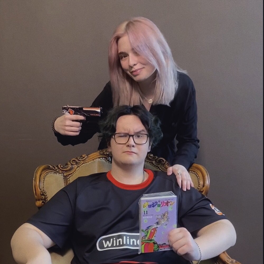 VPProdigy's tweet photo. When he refuses to give your manga back 🥲

#CSGO #VPProdigy https://t.co/EKqd4vRAZm