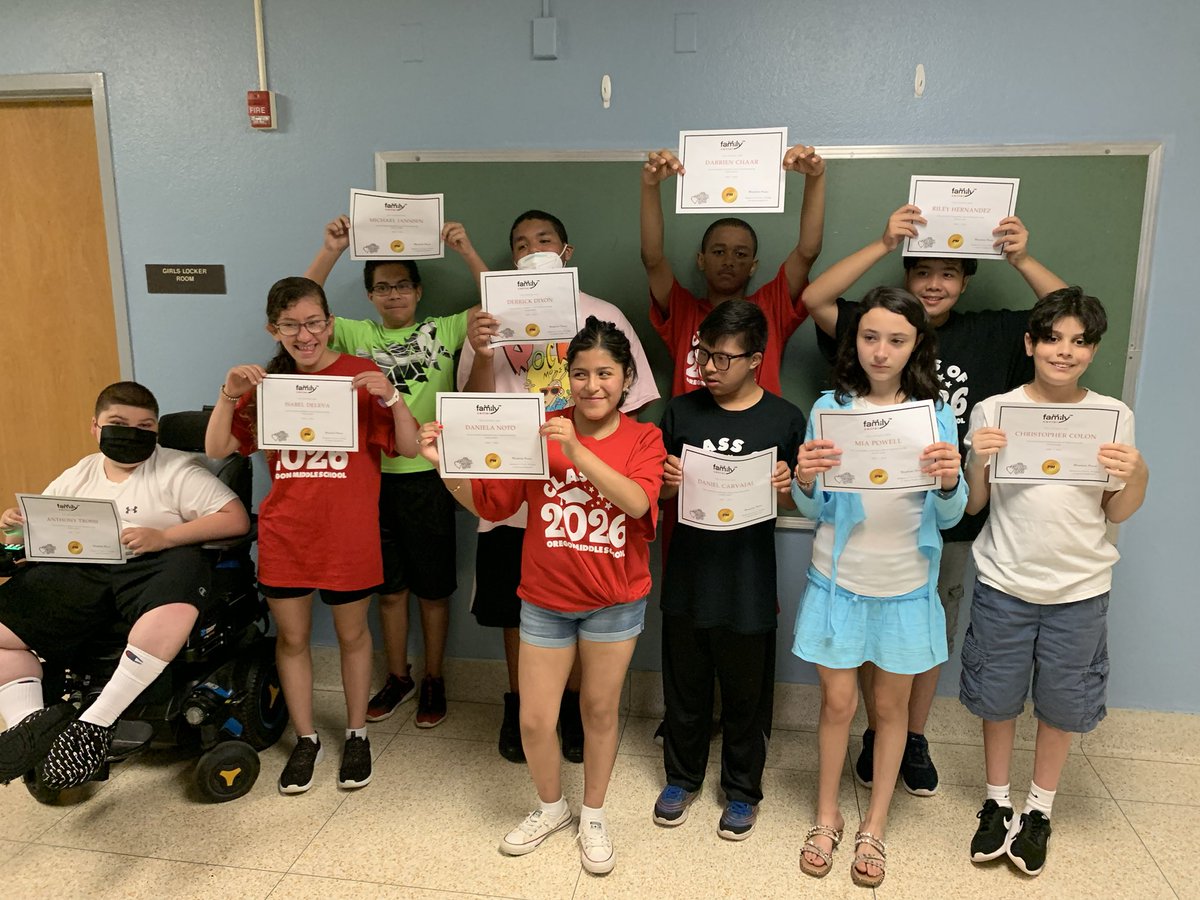 ⁦<a href="/OregonMS/">OregonMS</a>⁩ Thank you to our Oregon MS students for their hard work helping the Pat~Med Family Center ⁦@PatMedSchools⁩