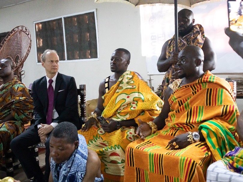 SwedeninNigeria's tweet image. What a delight to see new cultures, meet with local leaders, learn about economic opportunities and explore more Sweden 🇸🇪 - Ghana 🇬🇭 collaborations.

Medaase! 🙏🏽 

#SwedenInGhana #Konongo #Kumasi #Ashanti #Sweden #Ghana #DiplomaticRelations