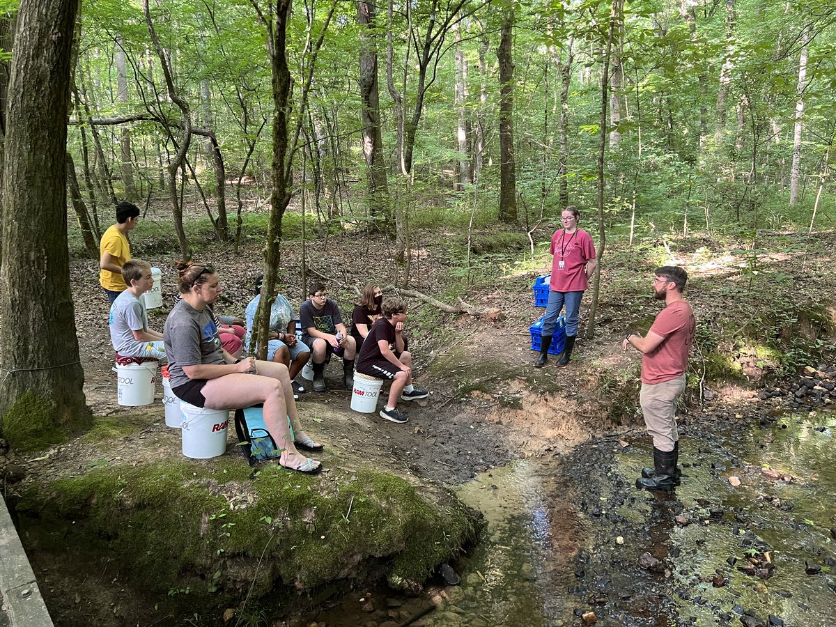 EtowahSGA's tweet photo. The @EtowahHS #CCSDTHRIVE students are on a field trip to Lewis Park with CCWSA learning about the “Adopt a Stream” Chemical Testing program! https://t.co/R9uTvEnacm