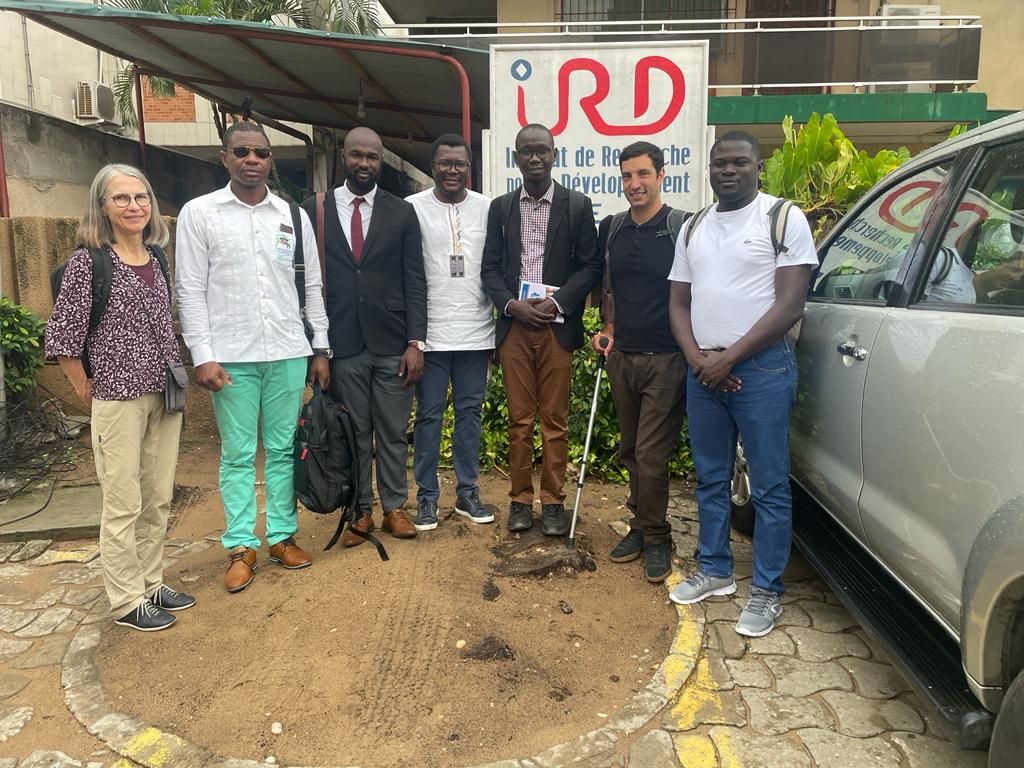 ace_partner's tweet photo. Visite de la délégation du Projet ACE Partner à la Représentation de l’@ird_fr au Bénin avec Hélène Kirchner, Alabi Taofic, @Faissalouedrao4, Nicaise NDAM, @gaoussoucamara, @greggiraudird, @PatriceEbah #Research #Innovation #AcePartner #EducationCentersofExcellence https://t.co/Bux3w4FnBt