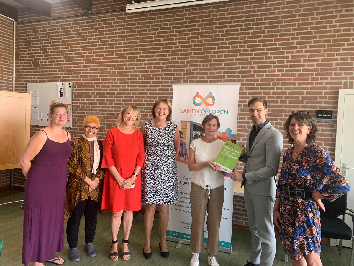 We hadden in <a href="/MaartenOoijen/">Maarten van Ooijen</a> een betrokken luisteraar. Samen kijken hoe we in meer gemeente het aanbod informele steun kunnen verbreden. <a href="/steunouderNL/">Steunouder Nederland</a> , @buurtgezinnen , <a href="/Home/">Geneia@home</a>-Start.