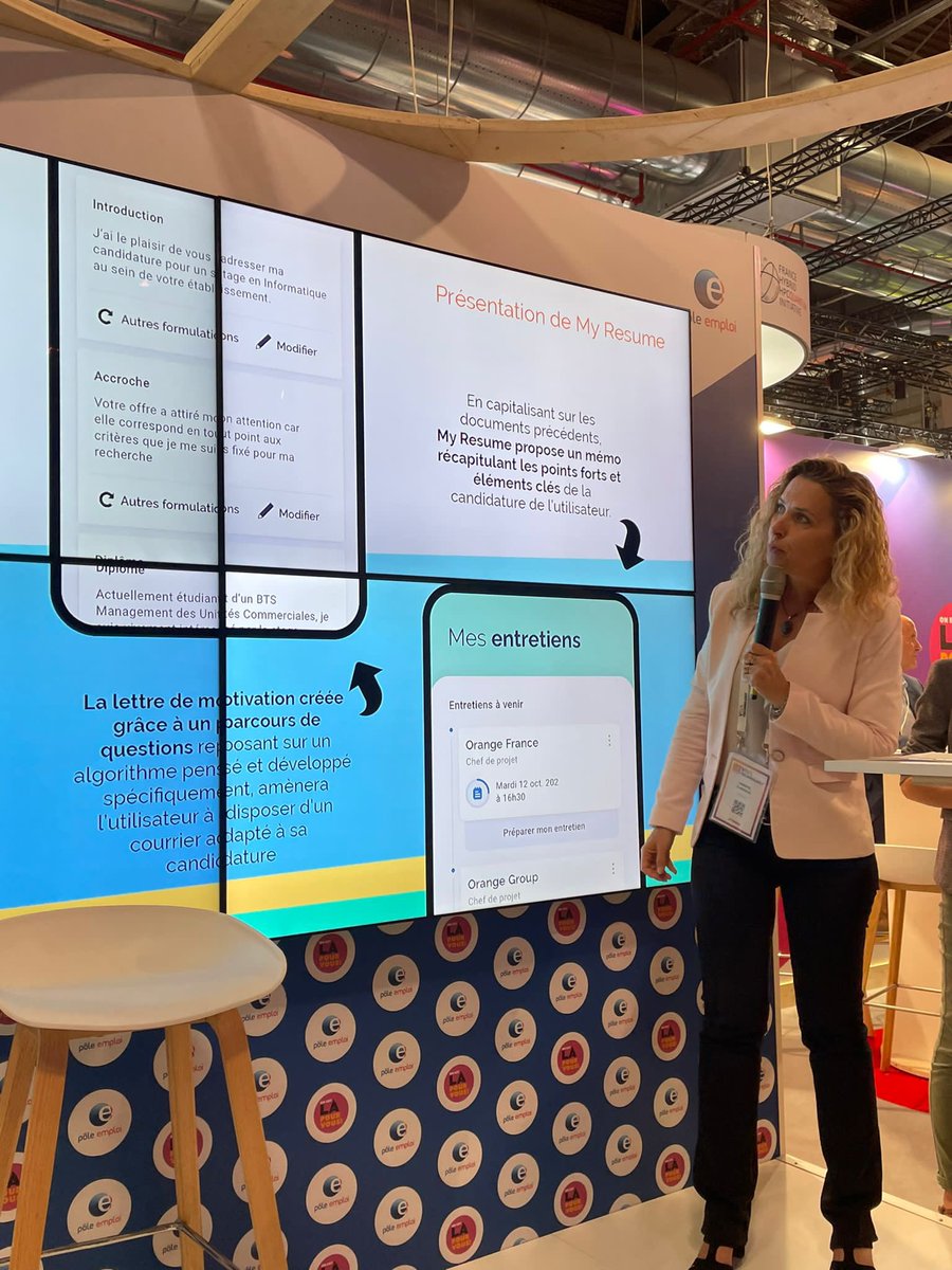 FranceTravail's tweet photo. [Les Pitchs] « My Resume, un outil accessible pour créer un #CV attractif » 🧡

🗣 @CClamouse de @orange nous présente My Resume, une application simple et ergonomique au service des demandeurs d’#emploi 📲

#VivaTech #VivaTech2022 #AvecPoleEmploi https://t.co/GppEVddZP0