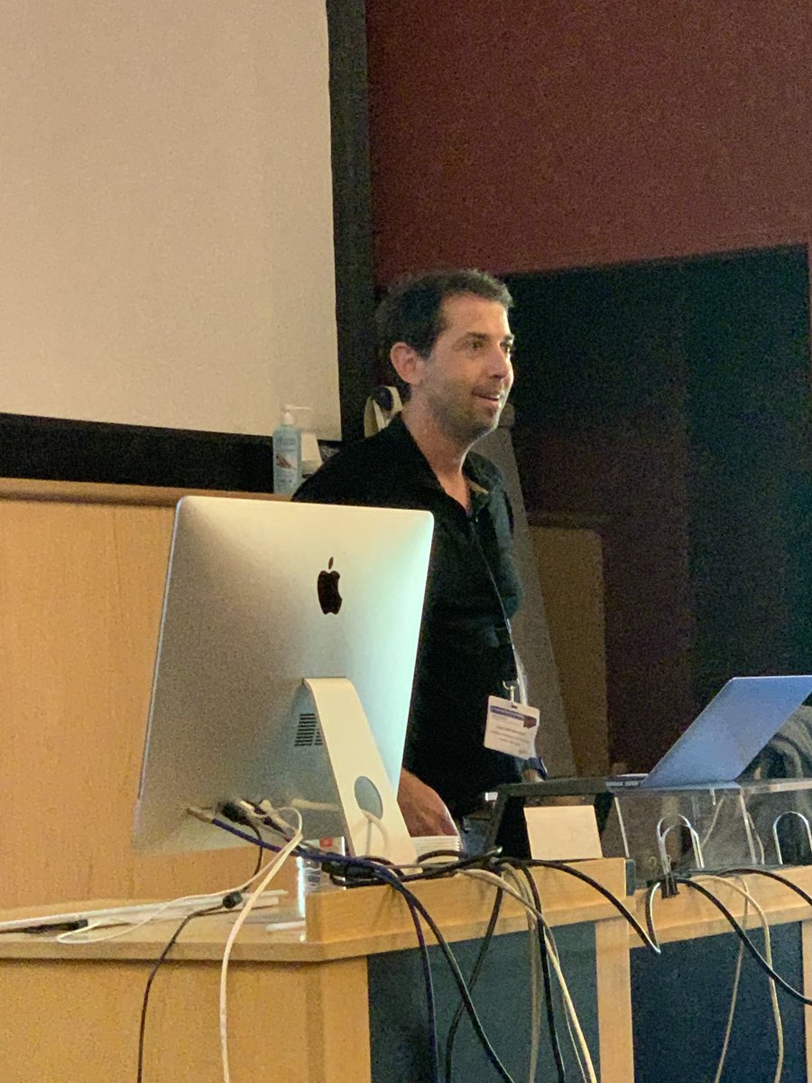 EISG_2022's tweet photo. Joan Camunas Soler from the University of Gothenburg presenting his work linking electrophysiology and single cell transcriptomics revealing  functional heterogeneity in islet cells during diabetes. https://t.co/1CVAzBJyos
