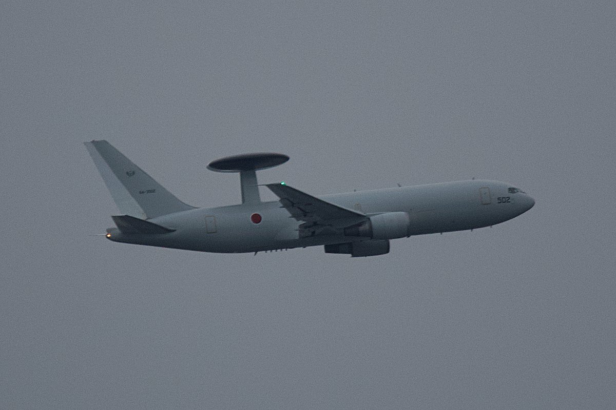 donguri_ka's tweet photo. 2022.6.15
浜松基地ナイト AWACS(E767)
#浜松基地 #警戒航空団 #e767 #602sq https://t.co/0n5fVZQi3e