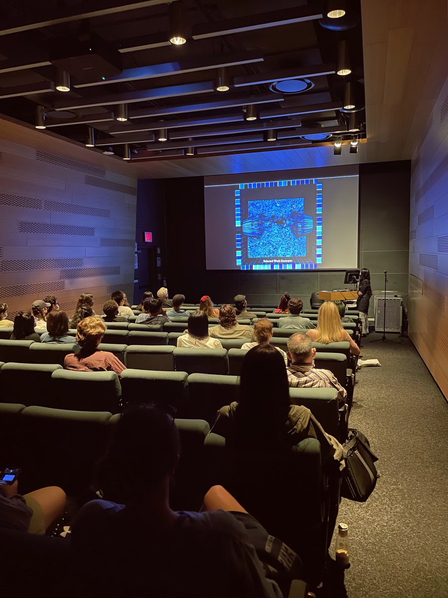 snow_fu's tweet photo. Thanks so much to Parsons MFA Photo Department for inviting me to give an artist lecture in the Kellen Auditorium, and have grad students’ studio visits for two days ☀️ Had so much fun!
#imagemaking #photographic #postphoto #digitalart #3dimaging #newmedia #parsons #mfaphoto https://t.co/KtwrNMssMO