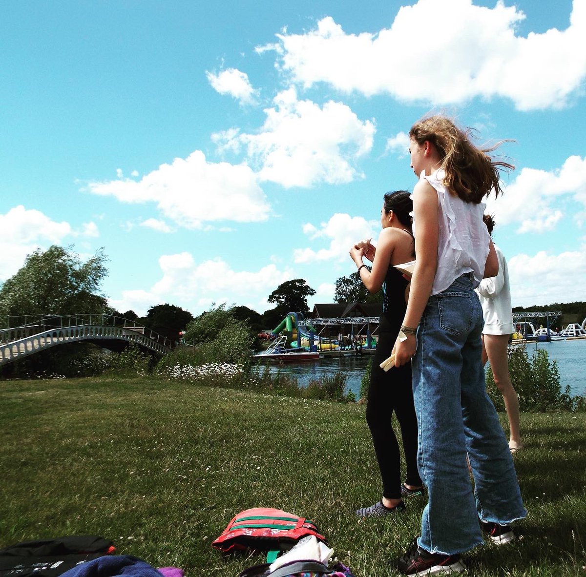 sfc_boarding's tweet photo. We have arrived really for our paddleboard session @boxendpark #readytolearn #newskill #paddleboarding #boxendparkbedford #watersports #boarding #boardingtrip #iloveboarding #sfcboarding #sfcboardingfun https://t.co/aor7TTg0uj