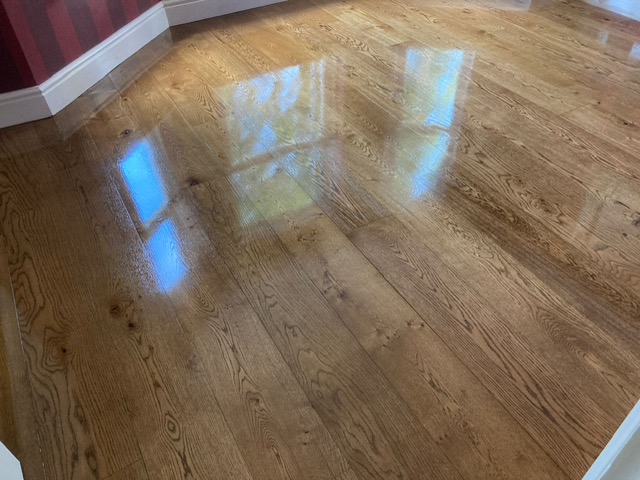 HertfordFloor's tweet photo. We can’t go back in time but we can certainly bring wood back to life…😊👍😊
#wood #Backtothefuture #restore #homedecor #HomeImprovement #homelife #osmo #woodflooring #flooring #floor #makehome #lovehome #ItsTime 
🏠🧡🏠🧡🏠🧡🏠
#bringingwoodbacktolife #home #hertfordflooring https://t.co/lWmke7ZAHh