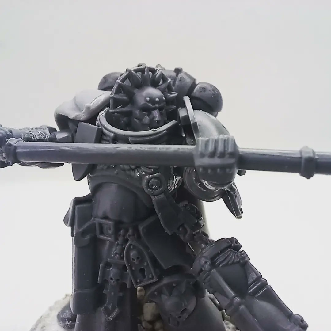 JackoGriff420's tweet photo. Judiciar wip for Knights Encarmine π©Έ went for an executioners axe with this one π #WarhammerCommunity #warhammer40k #Warmaiden #Warmongers #kitbash40k #WIP #knightsencarmine https://t.co/xY8iCWt6Kb