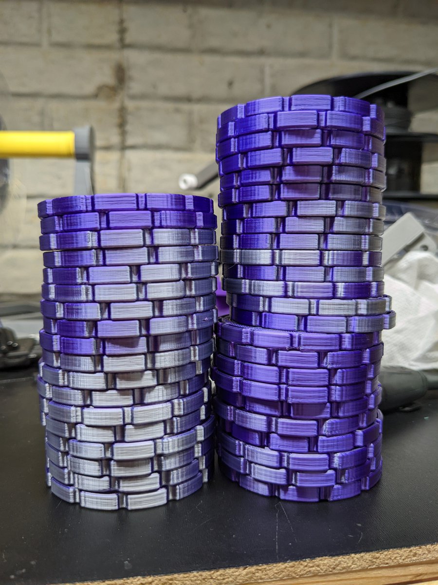 nexusgx's tweet photo. Ok, real talk. How many maker coins do people bring to events? I have no frame of reference.
#3dprinting #maker #makercoin https://t.co/QS320j2pfk