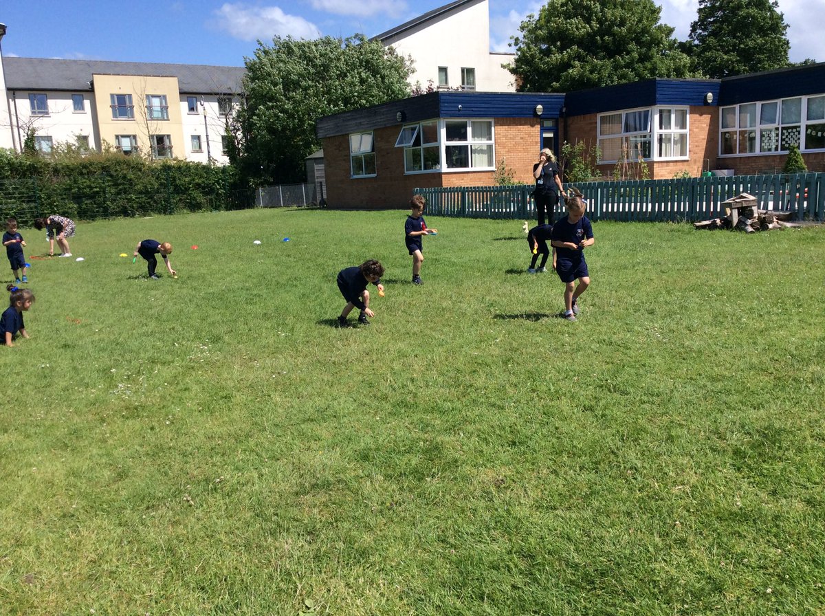 StAnnesFS's tweet photo. Last week we started practising for our Sports day #itsstarted 🏃🏻♀️🏃🏼♂️ https://t.co/2t0x36AVqO