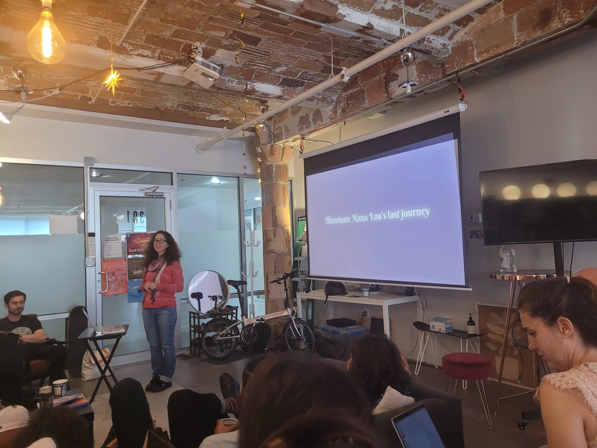 ANIMAconcepting's tweet photo. Pitchs à New-York pour la résidence Digital Playgrounds  @villa_albertine @LeCNC 🙏
👉 
@hyphenhub 
The Family @gumbo_nyc 
Microsoft Garage 
@Meta Open Arts 
Onx studio
What a week !!!
Big thanks to the team :) https://t.co/BmXav6wPvk