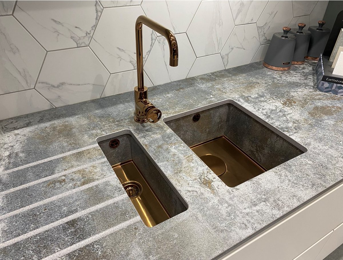 1810co's tweet photo. Axix sink/Henry Holt Collection single lever tap at @mkmbs in Inverness ๐ฅ
#1810Company #Sinks #Taps #Trough #Kitchens #KitchenDesign #KitchenLiving #KitchenTrends #KitchenInspiration #LuxuryKitchens #NewKitchen #DreamKitchen #HomeDesign https://t.co/gFNPKIKdwx