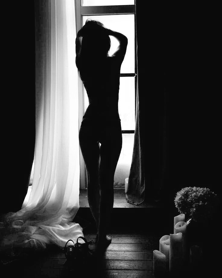 SolamenteTua77's tweet photo. #Buongiorno 😉
Puoi anche entrare nella mia mente
ma la parte più difficile è scorrermi nelle vene fino ad essere
il mio desiderio infinito... https://t.co/LXR9d6REGf