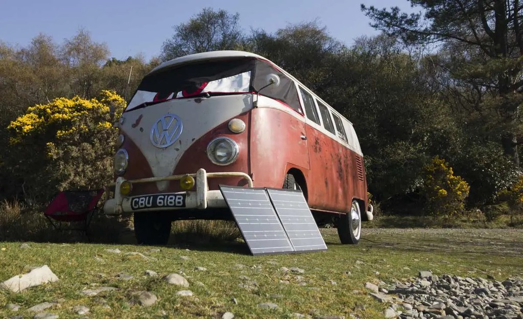 vdubxs's tweet photo. Off-grid camper electric charging
▸ https://t.co/iQwBjFHUDH

#OffGridElectric #RoadTrip #LessonsLearnt https://t.co/OtUEc7Kvht