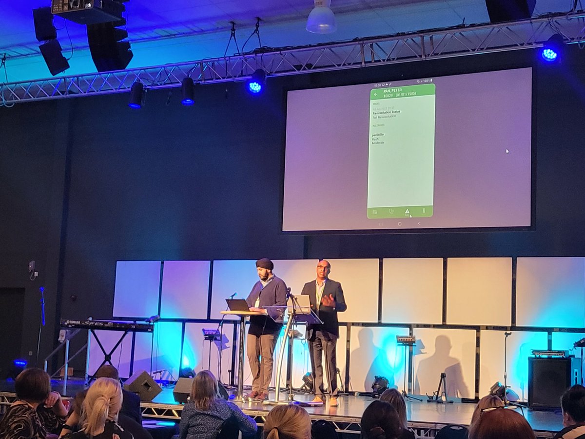 <a href="/CDDFTNHS/">County Durham and Darlington NHS Foundation Trust</a> Are now listening to a demonstration from <a href="/drshajic/">Shaji Chacko</a> <a href="/Medanets/">Medanets</a> along with Gurpreet from @Cerner talking us through our mobility and desktop workflows showing the staff some of the EPR #sistersawayday