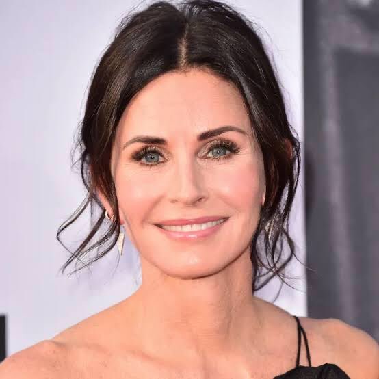 Happy Birthday, Courteney Cox!        