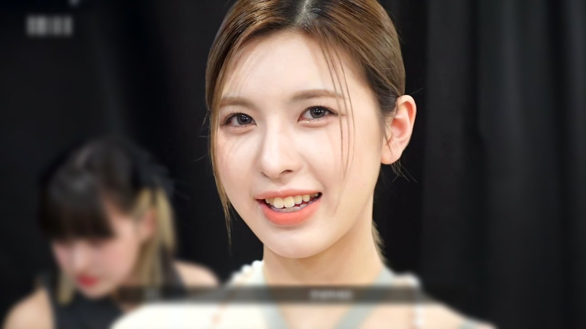 baejsfiles's tweet photo. KCON 2022 Premiere in Seoul Behind 

#BAE #배이 #NMIXX #엔믹스 https://t.co/Oa7s6rxDFM