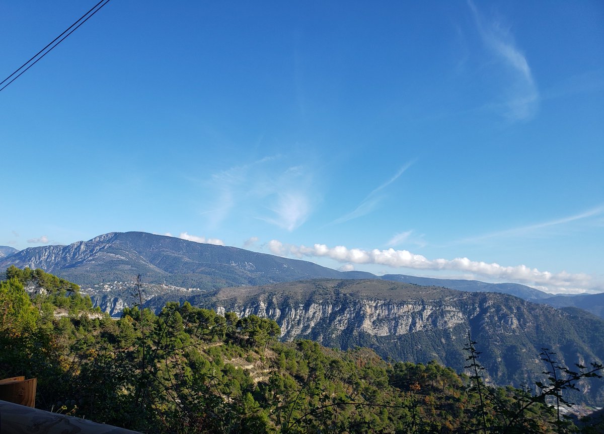 Celia_G06's tweet photo. Sur la route de Bonson ⛰🥰

#MagnifiqueFrance 
#AlpesMaritimes 
#BaladeSympa https://t.co/lOfeP7sygS
