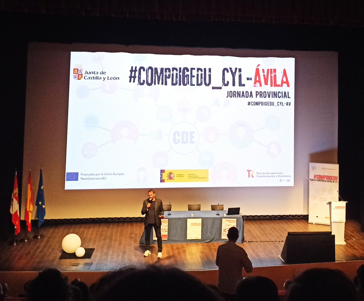 FuenteadajaCRA's tweet photo. Hoy estamos en la Jornada Provincial #COMPDIGEDU_CYL-ÁVILA https://t.co/qlXjJiKuFv