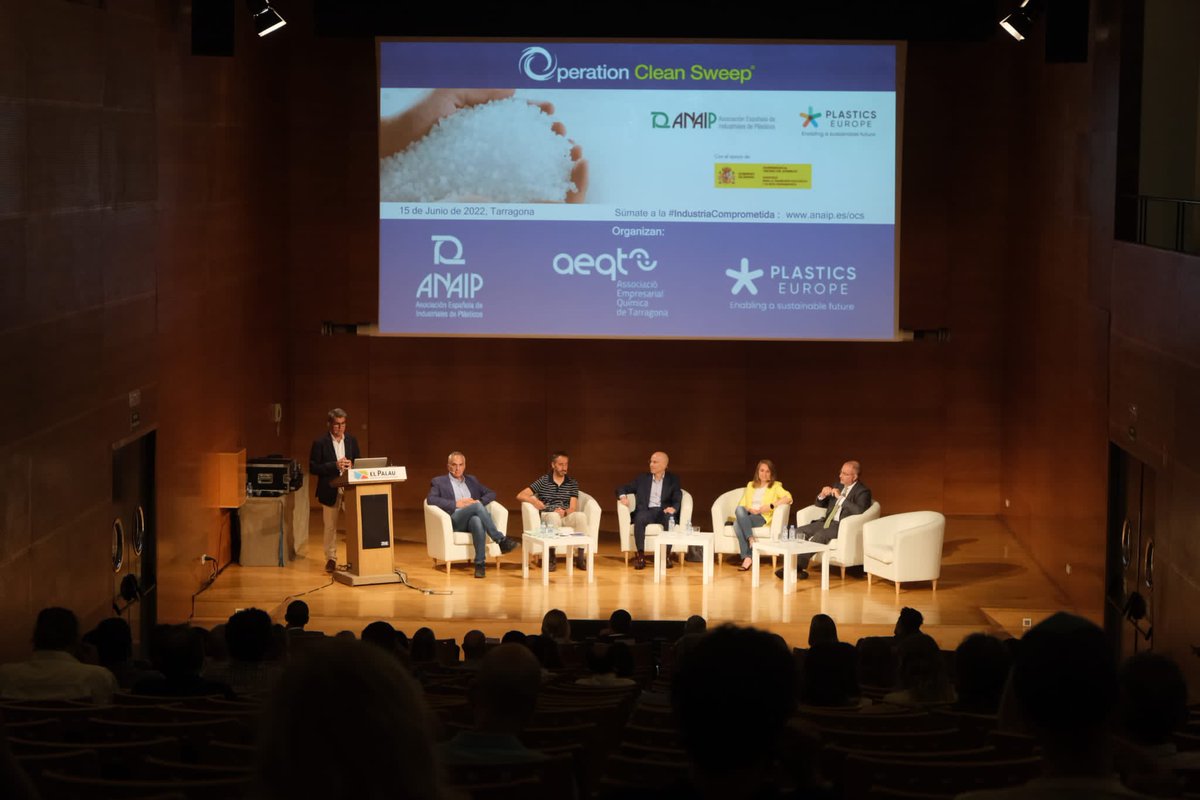 aeqtonline's tweet image. Comença la jornada sobre el #ProgramaOCS que organitzem amb @PlasticsEuropES i @ANAIP_es .L’objectiu és conscienciar i promoure la adhessió a aquesta iniciativa contra l’emissió de pellets al medi.