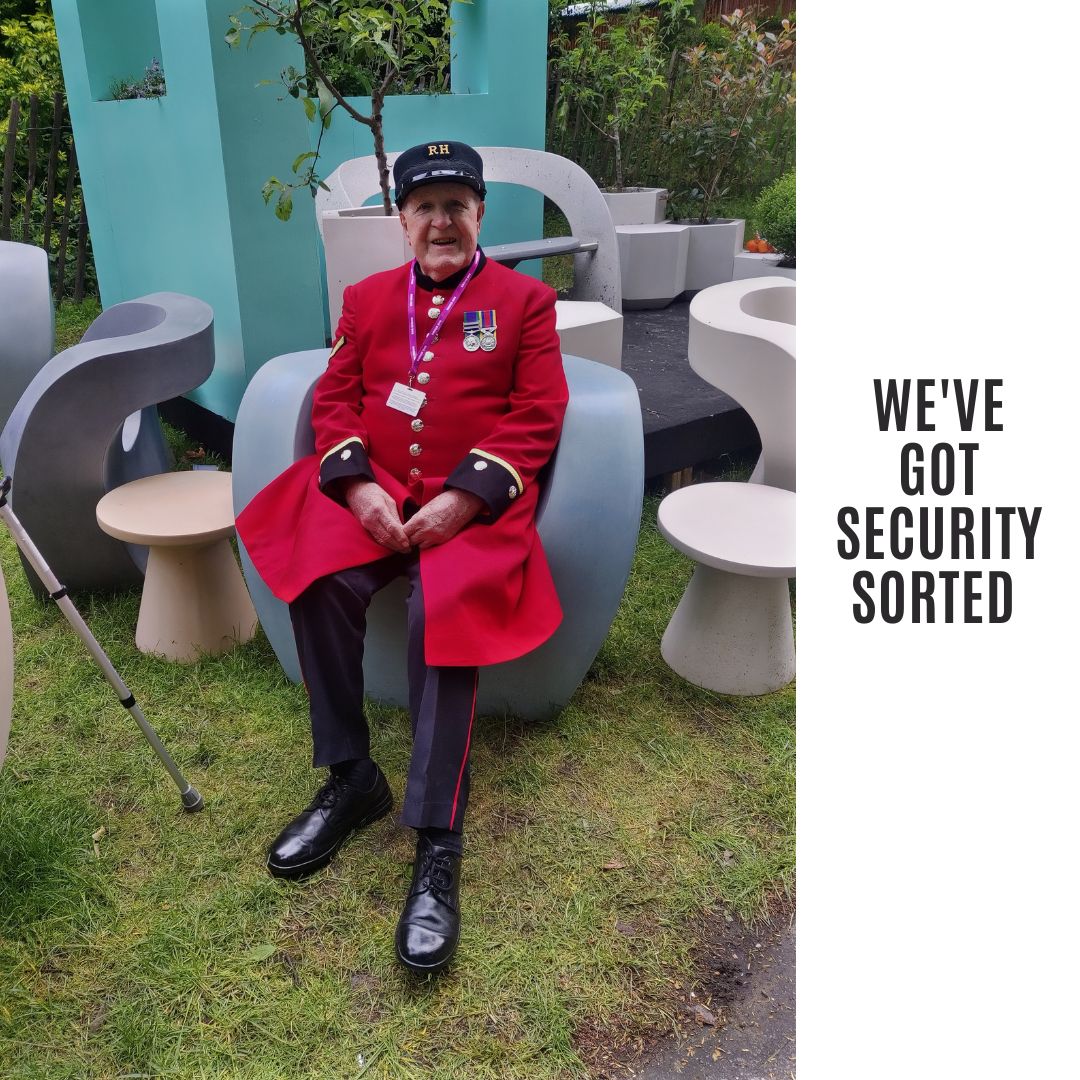 SolidSoulDesig1's tweet photo. #biophilia #greytogreen #urbangreening #greenspaces #greendesign #greenlondon #cycleinfrastructure #cycleparking #bikeinfrastructure #healthystreets #rhshamptoncourt #rhschelsea #parlets #the_rhs #concretefurniture #grc #streetfurniture #gardenfurniture #planting https://t.co/buMfqJAoup