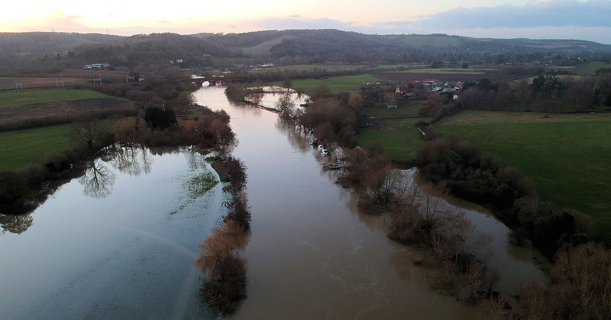 A UK-wide Floods and Droughts Research Infrastructure (FDRI) will be established with investment from the UKRI Infrastructure Fund, announced today 

UKCEH will lead implementation of FDRI working with <a href="/BritGeoSurvey/">British Geological Survey</a> <a href="/BristolUni/">University of Bristol</a> <a href="/imperialcollege/">Imperial College London</a> 

ceh.ac.uk/our-science/pr…
