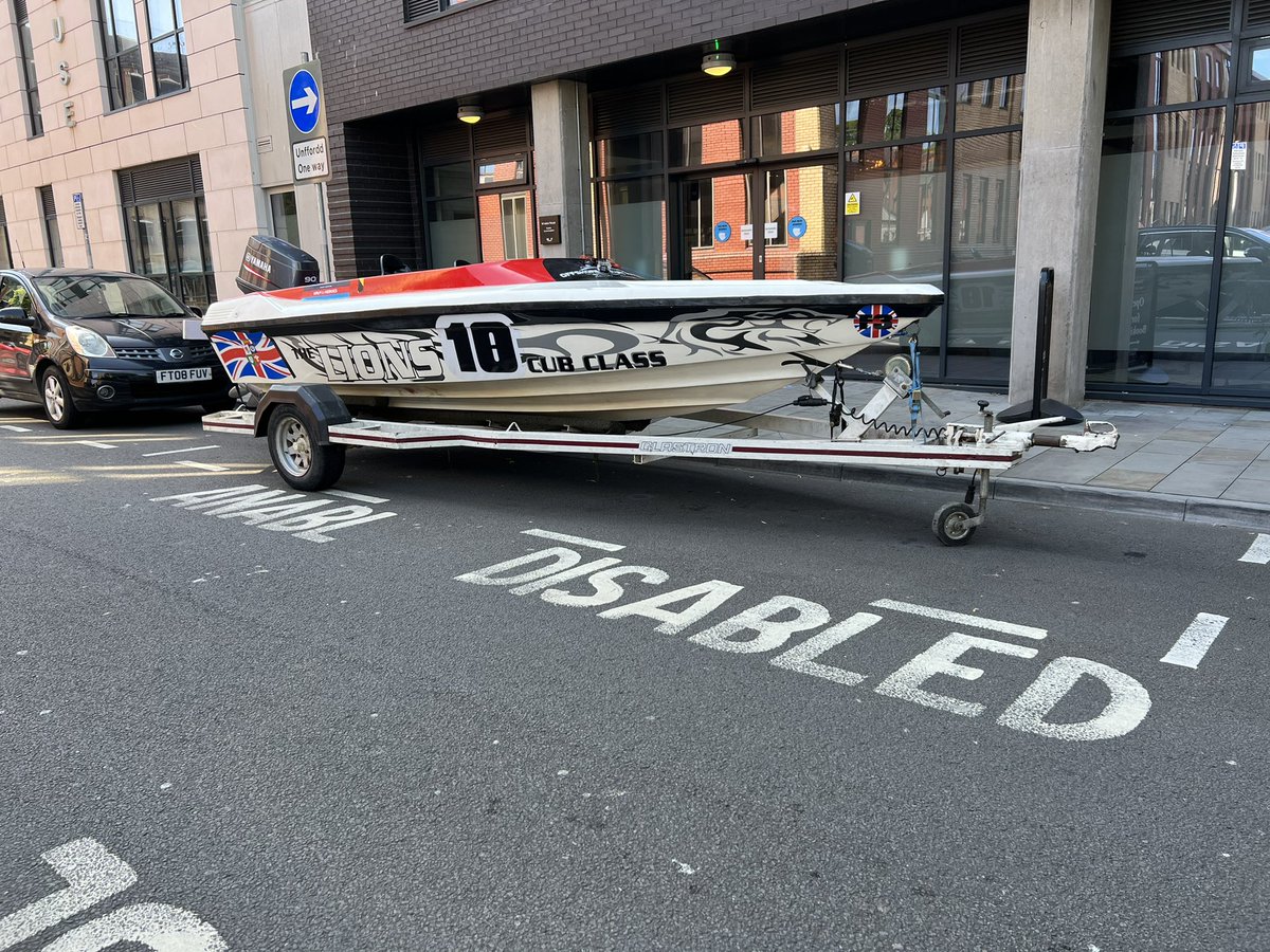 CardiKER's tweet photo. Parking https://t.co/mrbFVzHaPd No wonder we can never find an accessible parking space in Cardiff! https://t.co/iPFLQg6wRg