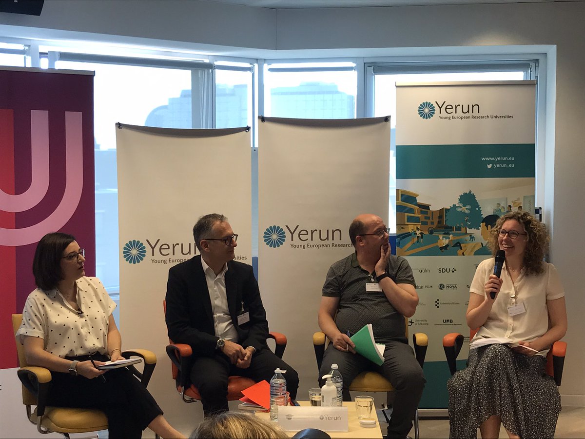 YERUN_EU's tweet photo. And we are off with the first panel discussion on the experiences of #universities #networks and #alliances in doctoral collaborations! 🙌 Many thanks to our speakers @EmilyPa91810956 @Una_Europa @AHasgall @EUACDE @DiosiProject @EDUCUniverCity @CoimbraGroup @LinkEDURES https://t.co/3RZ8hw1d9g