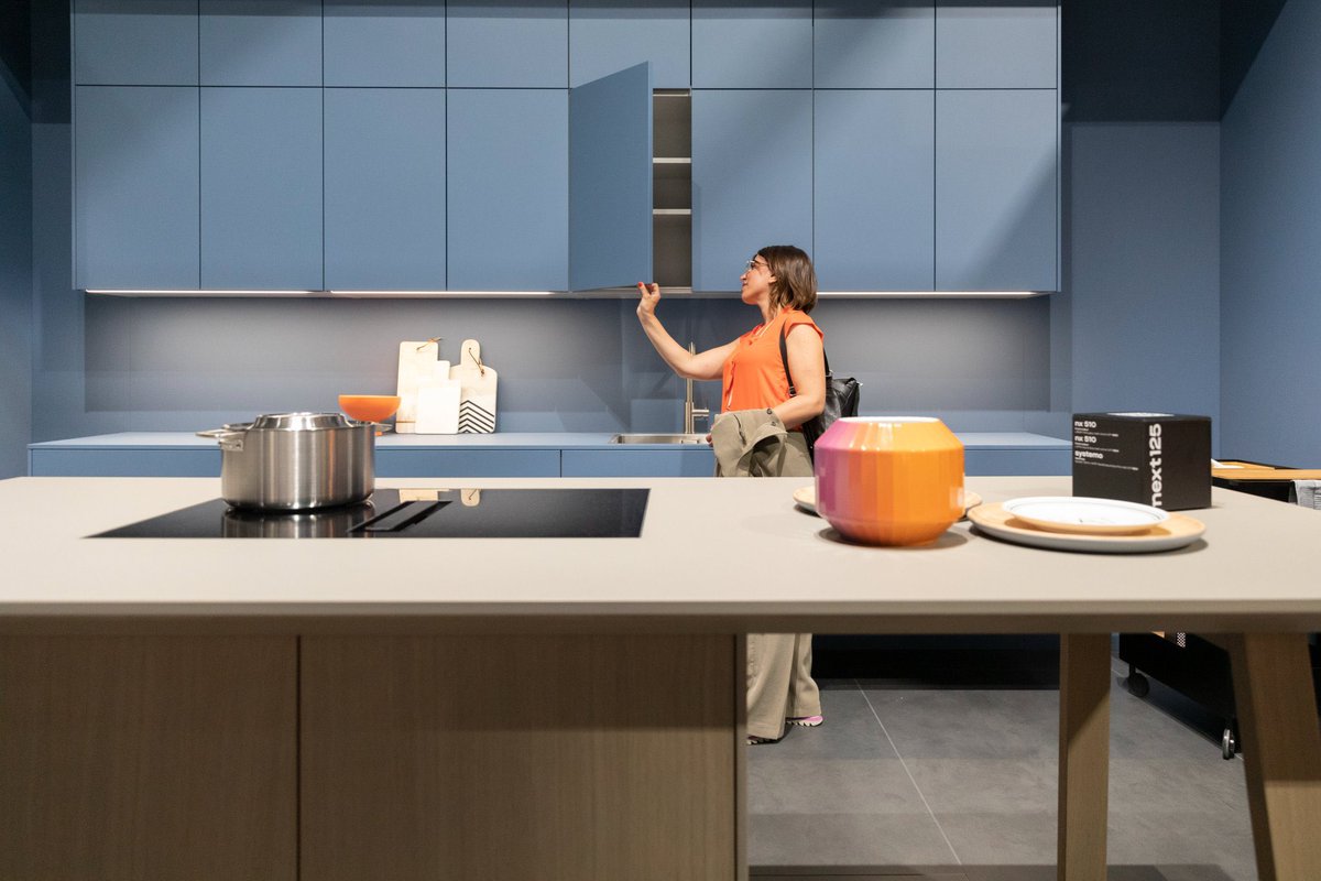 viscountvalen's tweet image. Salone Del Mobile Monochrome Kitchens #furniture #furnituretradeshow #monochromekitchen #trends #trendingnow #whereitsat