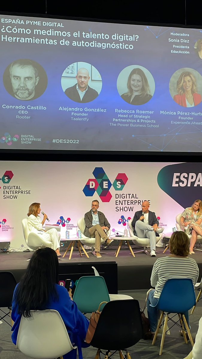 Orgulloso y feliz de poder participar en un evento tan impresionante como #DES2022 <a href="/DES_show/">#DES2026</a> en mi tierra #Málaga rodeado de tantísimo #talento