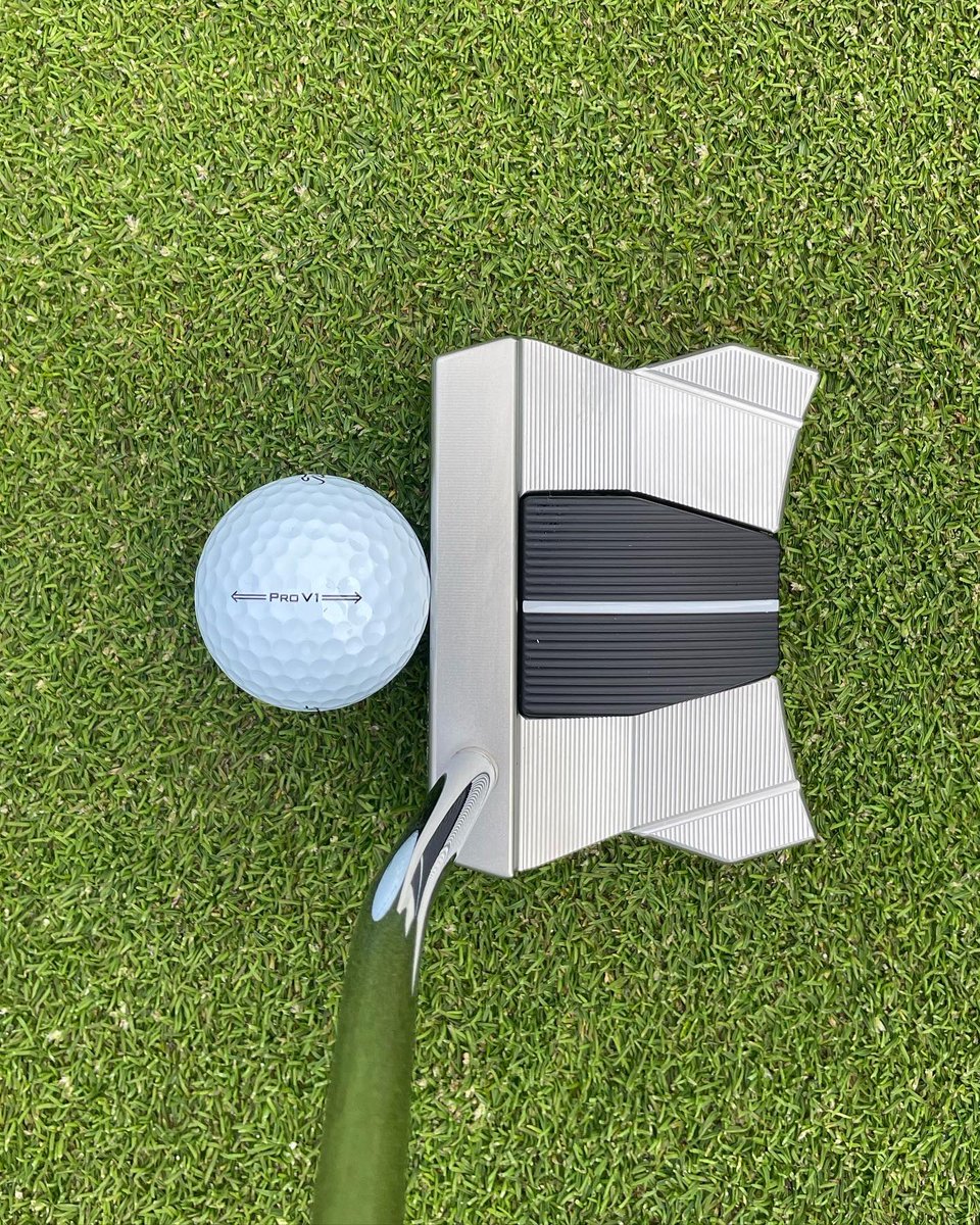 johnfishergolf's tweet photo. Brand new in stock @scottycameron #PhantomX 11 and #SpecialSelect Newport putters. https://t.co/T33fgufNKd