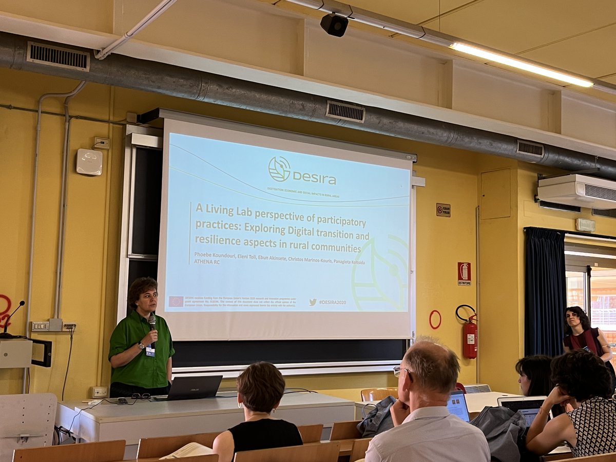 MADgIKlab's tweet photo. #DigitalTransition and #Resilience in #Rural Communities: @elentoli  presented at the @ESEEORG  the findings from the @DesiraH2020  #LivingLab with grape farmers &amp; winemakers in North Greece https://t.co/cPwHTDf1iz