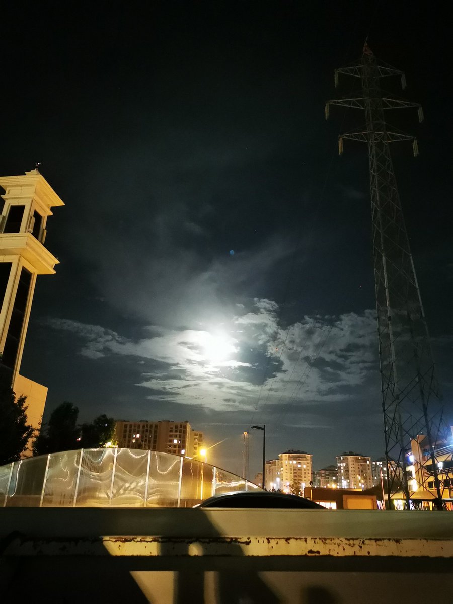 onsra06's tweet photo. @astrophonesra Yakın çekim/Normal açı. https://t.co/yoNNBuON8Y